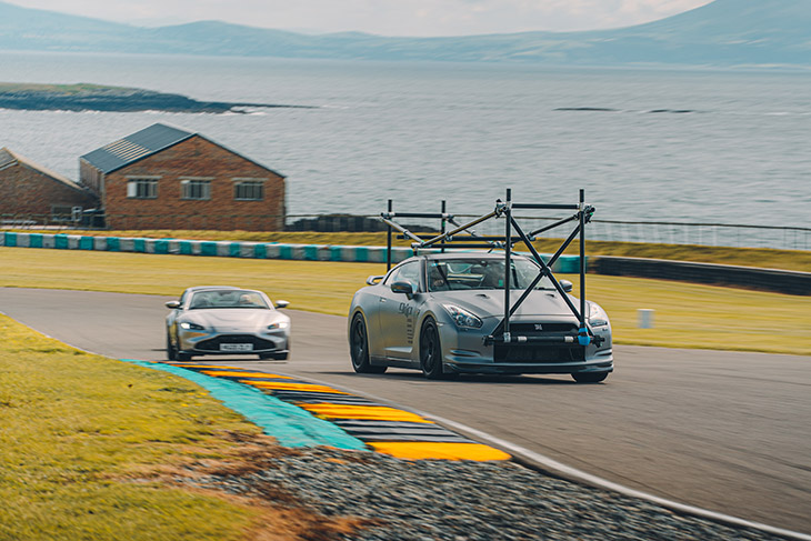 Nissan GT-R Tracking Car